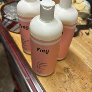 Mixed lot bundle of 30 items of Frey read below